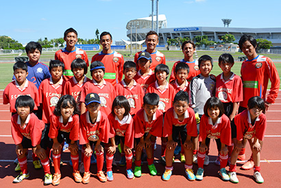 「FC琉球×FC泡瀬」の交流スタート